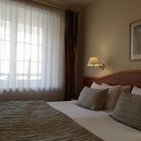 The Old Town 210 By Urban Rent Daire *